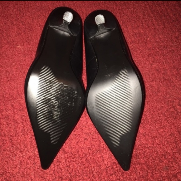 Steve Madden Black leather pumps size 6 - Picture 2 of 2